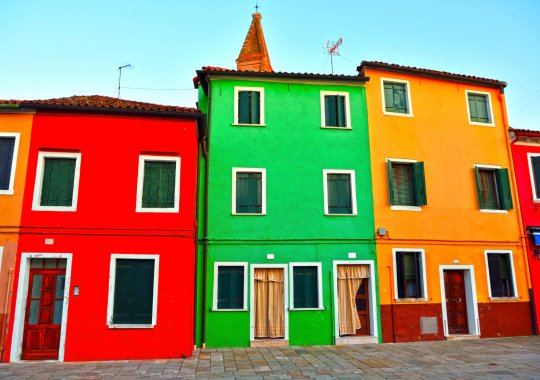 Toinen asuinpaikka Italiassa: Miksi jatkuva infrastruktuurin merkitys on korostunut enemmän kuin merinäkymästä.