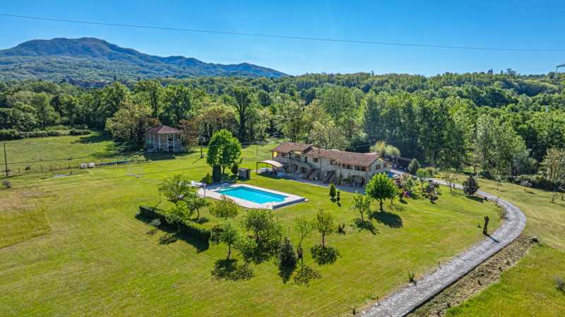 Myytävänä kartano Villafranca-in-Lunigiana