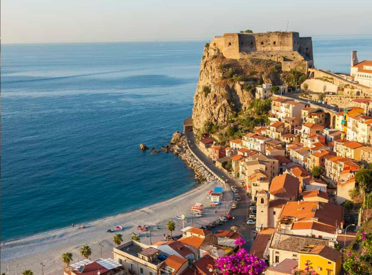 Calabria on matkailu- ja lomakeskus Italiassa